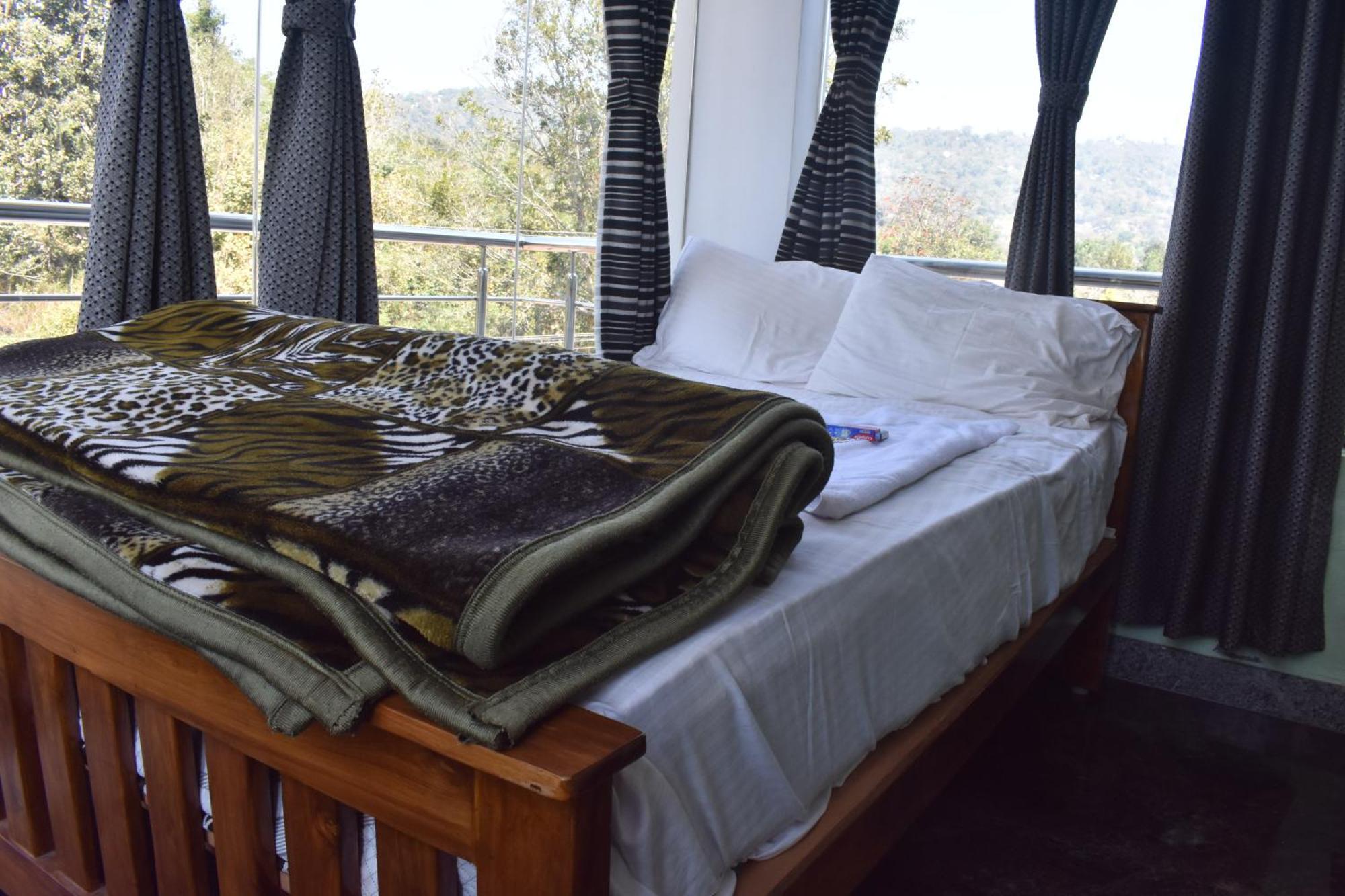 Yelagiri Goldhill Resort Exterior photo