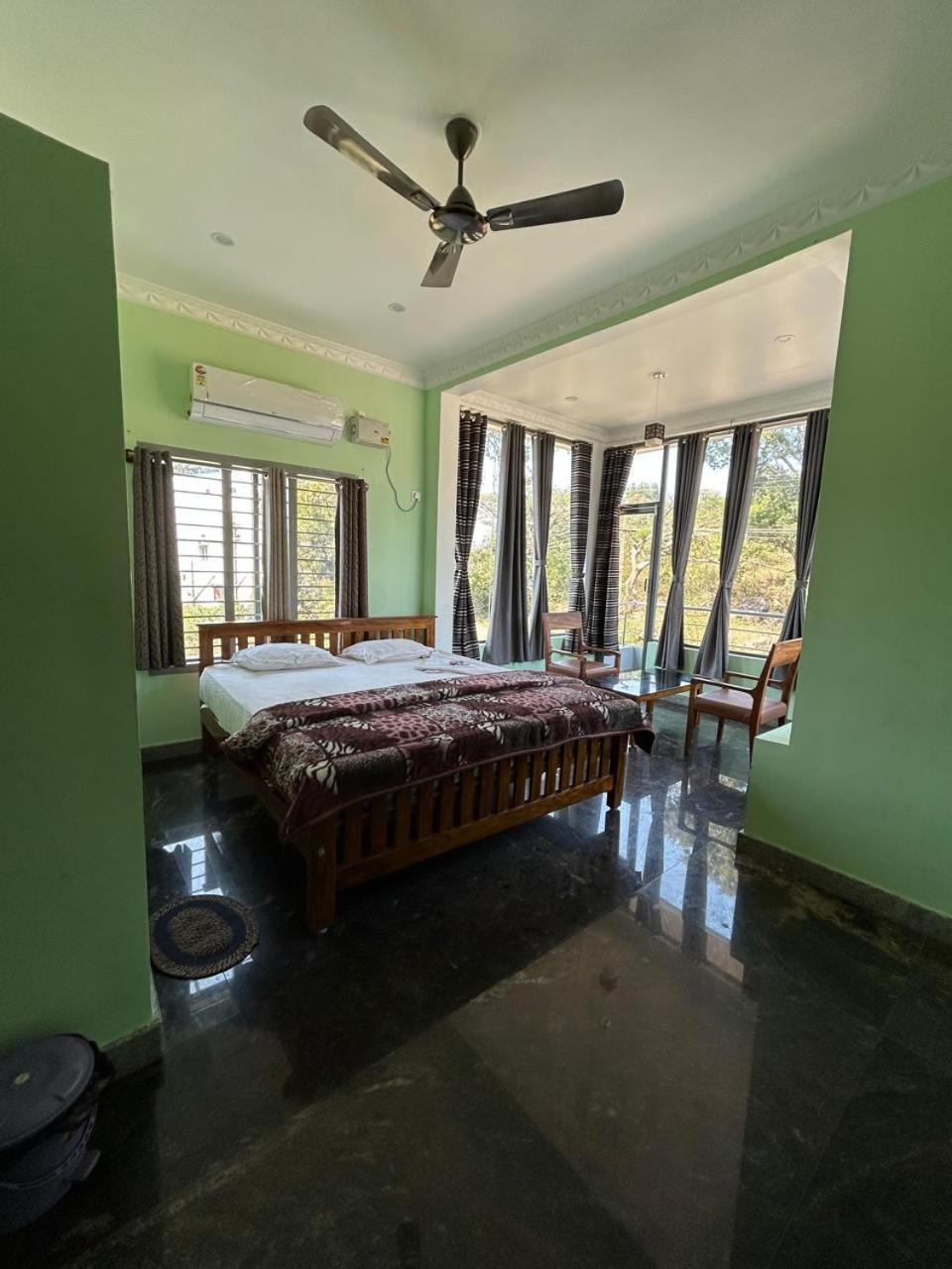 Yelagiri Goldhill Resort Exterior photo