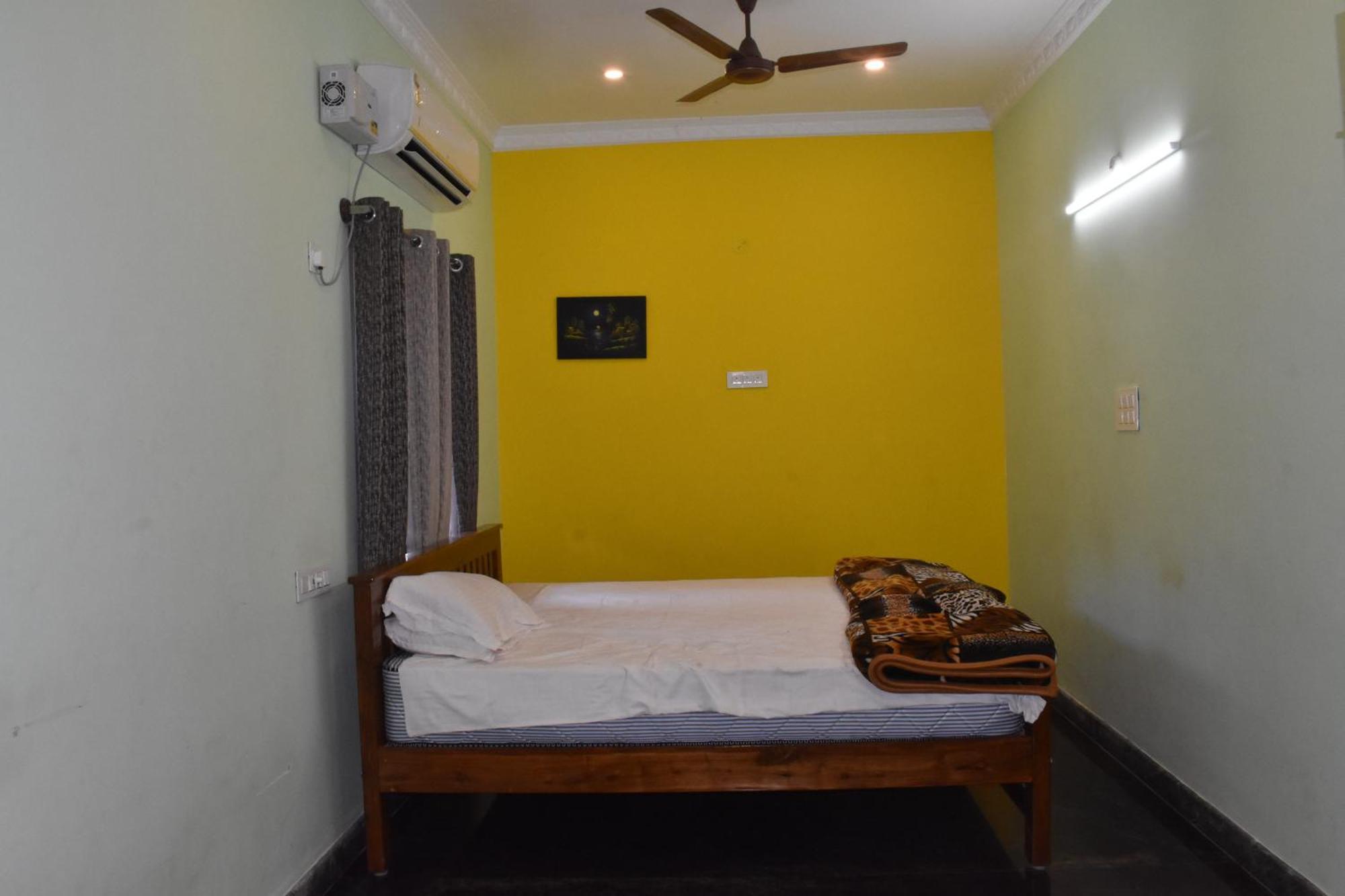 Yelagiri Goldhill Resort Exterior photo